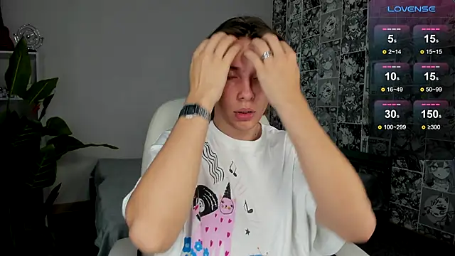 Snapshot of Robby_Manson chatting on 09-10-25, 09:15 Robby Manson online show from 09-10-25, 09:15