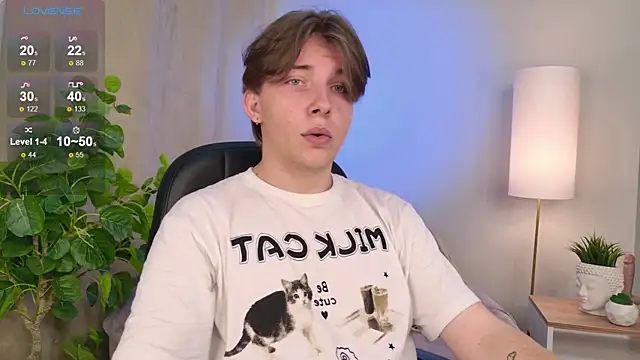 Snapshot of Robby_Manson chatting on 09-29-25, 02:00 Robby Manson online show from 09-29-25, 02:00