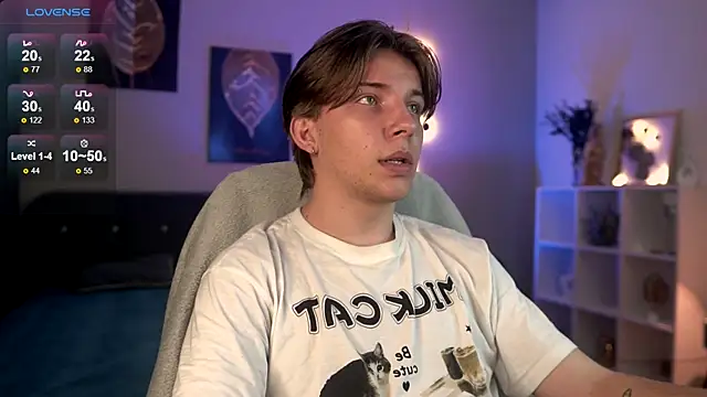 Snapshot of Robby_Manson chatting on 09-30-25, 01:27 Robby Manson online show from 09-30-25, 01:27