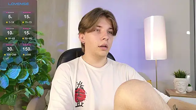 Snapshot of Robby_Manson chatting on 10-07-25, 01:08 Robby Manson online show from 10-07-25, 01:08