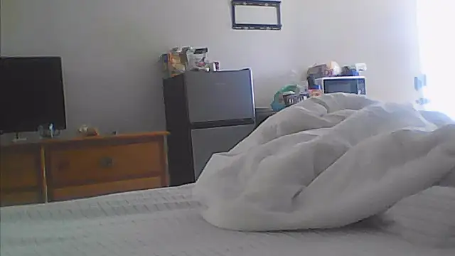 sarahkat86 online show from 09-26-25, 02:21