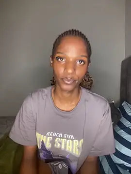 Trans fairy online show from 03-08-26, 09:29