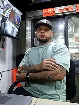 Catire10  online show from 11-24-25, 01:55