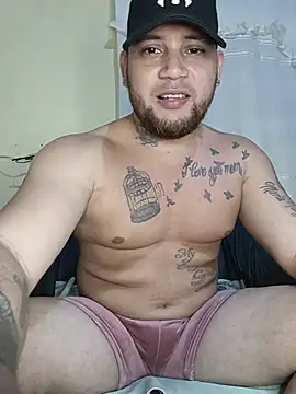 Snapshot of Catire10_ chatting on 07-23-26, 05:05 Catire10 online show from 07-23-26, 05:05