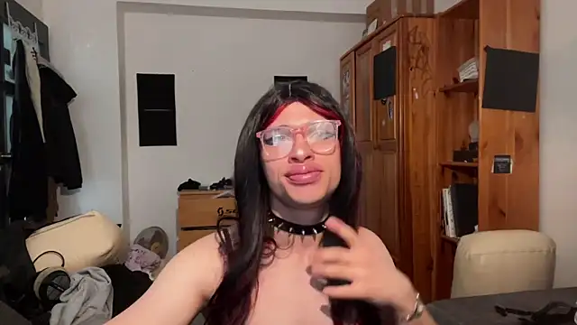 Snapshot of emilydee666 chatting on 11-26-25, 11:55 emilydee666 online show from 11-26-25, 11:55