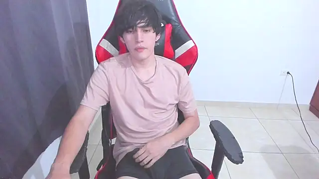 Snapshot of eren_188 chatting on 11-10-25, 04:22 eren 188 online show from 11-10-25, 04:22