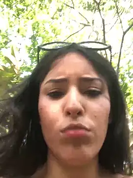 Snapshot of Mikasa-Ackerman chatting on 09-11-25, 09:04 Mikasa-Ackerman online show from 09-11-25, 09:04