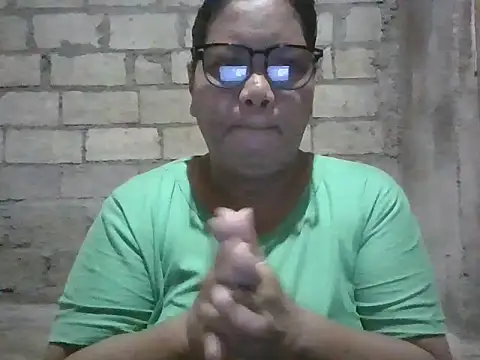 Snapshot of xxbernxxx chatting on 09-12-25, 08:47 xxbernxxx online show from 09-12-25, 08:47