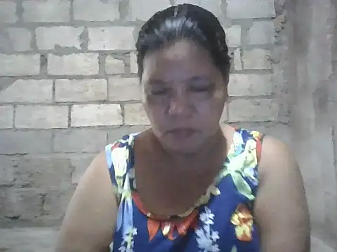 Snapshot of xxbernxxx chatting on 10-13-25, 12:10 xxbernxxx online show from 10-13-25, 12:10