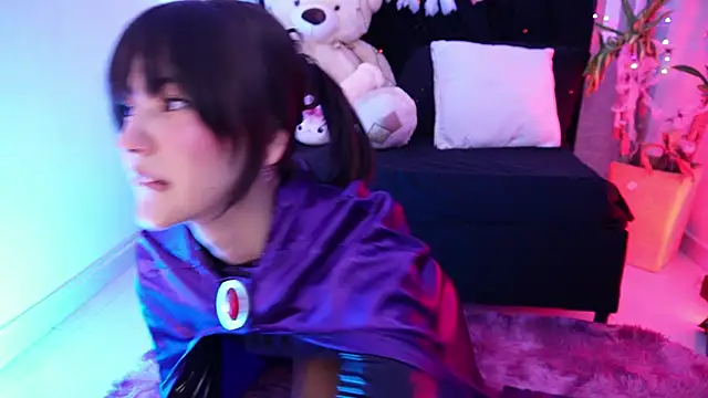 Snapshot of Aitana_Jhons chatting on 10-31-25, 12:39 Aitana Jhons online show from 10-31-25, 12:39