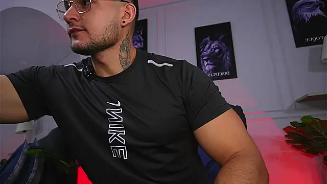 Marco Vega online show from 07-11-26, 02:36