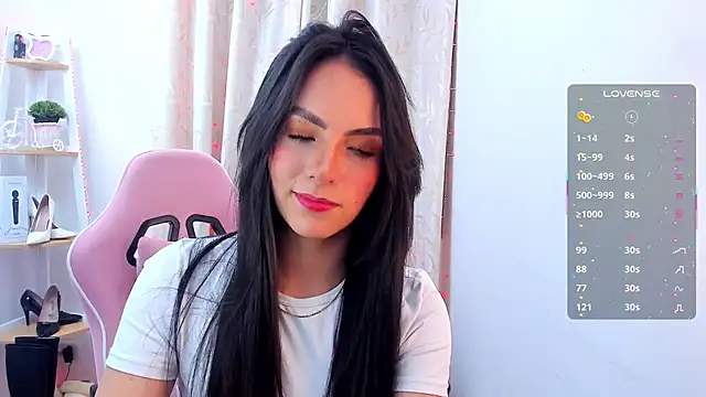 Snapshot of sarah_saenz_ chatting on 10-09-25, 03:37 sarah saenz online show from 10-09-25, 03:37