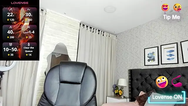 Snapshot of sweet__vanessa1 chatting on 09-14-25, 04:44 sweet vanessa1 online show from 09-14-25, 04:44