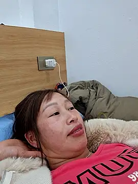 ngocngoc cute online show from 01-11-26, 12:21