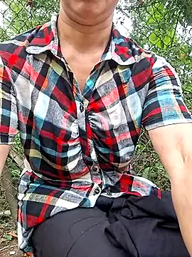 Snapshot of ngocngoc_cute chatting on 05-29-26, 10:02 ngocngoc cute online show from 05-29-26, 10:02