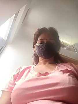 Snapshot of soni_yhakur chatting on 06-28-26, 02:39 soni yhakur online show from 06-28-26, 02:39