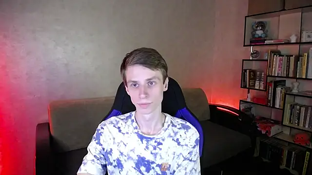 Snapshot of yes_cute_boy_ chatting on 09-27-25, 05:07 yes cute boy online show from 09-27-25, 05:07