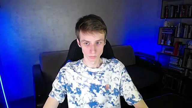 yes cute boy  online show from 02-10-26, 02:10