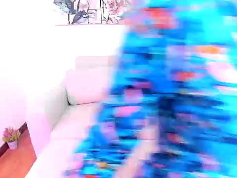 Tania xw online show from 10-07-25, 11:51