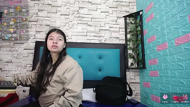 Snapshot of maily_can chatting on 10-09-25, 12:47 maily can online show from 10-09-25, 12:47