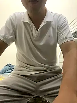 Snapshot of lahungdj12 chatting on 11-15-25, 10:45 lahungdj12 online show from 11-15-25, 10:45