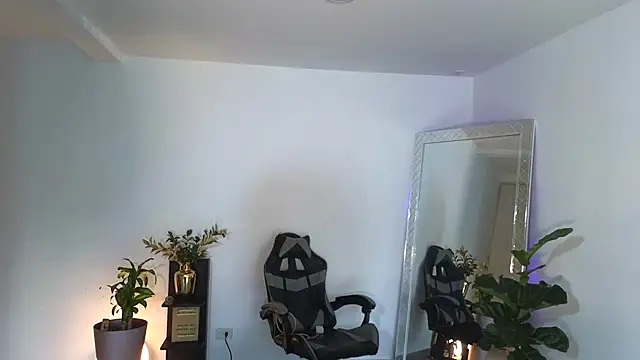 Snapshot of Wyatt_Rose chatting on 10-03-25, 09:45 Wyatt Rose online show from 10-03-25, 09:45