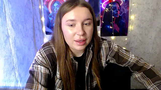 JuliaTopp  online show from 02-16-26, 07:15