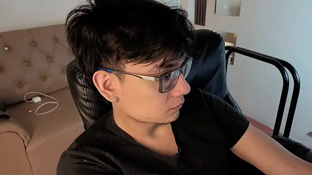 davoxer online show from 04-17-26, 03:09