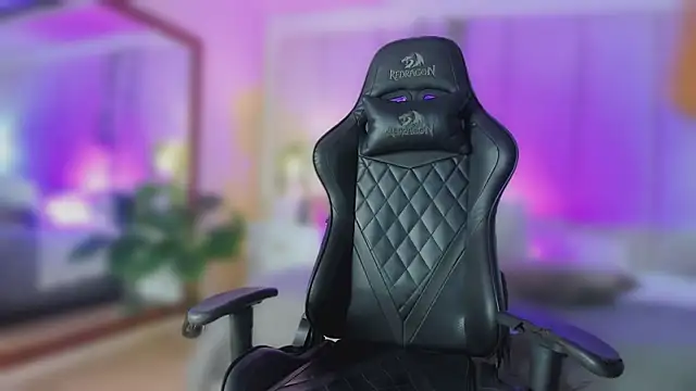 mia rousse25 online show from 01-16-26, 03:10