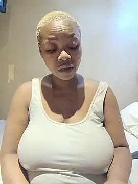 Snapshot of missboobiesSA chatting on 06-14-26, 01:14 missboobiesSA online show from 06-14-26, 01:14