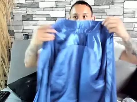 Masterblue hot online show from 11-15-25, 08:38