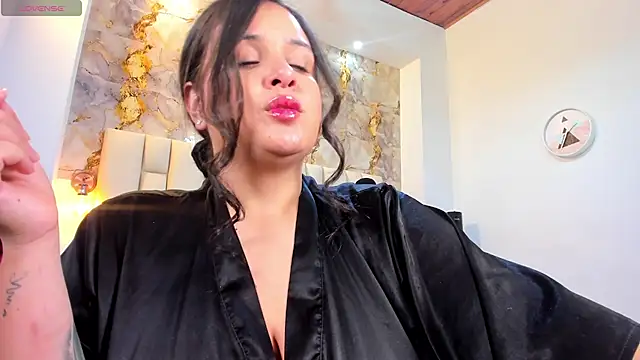 cloe galee online show from 02-06-26, 05:12