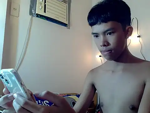 Snapshot of urcumjp chatting on 09-27-25, 11:37 urcumjp online show from 09-27-25, 11:37