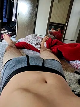 Gustavo198045 online show from 10-27-25, 01:04