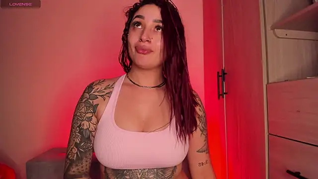 scarlett Collinss online show from 03-05-26, 05:58