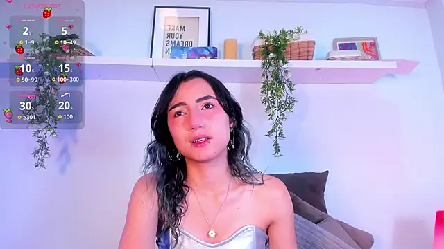 Snapshot of Vampgyal chatting on 09-30-25, 08:03 Vampgyal online show from 09-30-25, 08:03