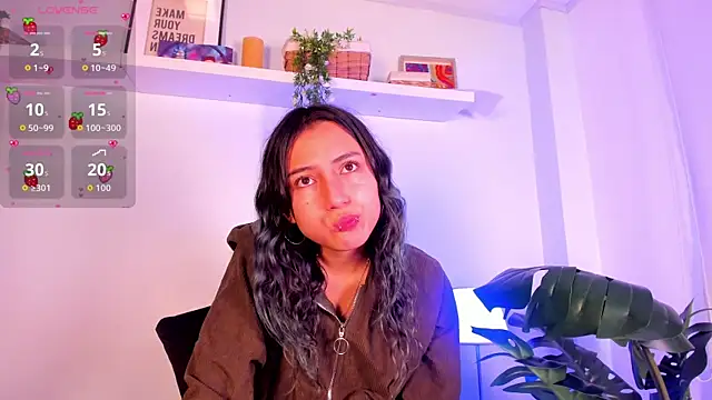 Snapshot of Vampgyal chatting on 10-01-25, 08:04 Vampgyal online show from 10-01-25, 08:04