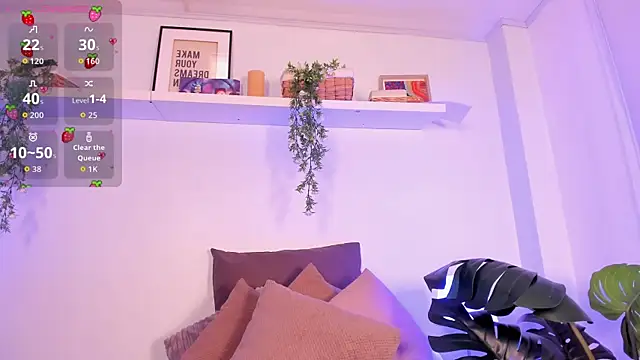 Snapshot of Vampgyal chatting on 10-02-25, 08:05 Vampgyal online show from 10-02-25, 08:05