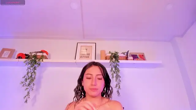 Snapshot of Vampgyal chatting on 11-25-25, 10:21 Vampgyal online show from 11-25-25, 10:21