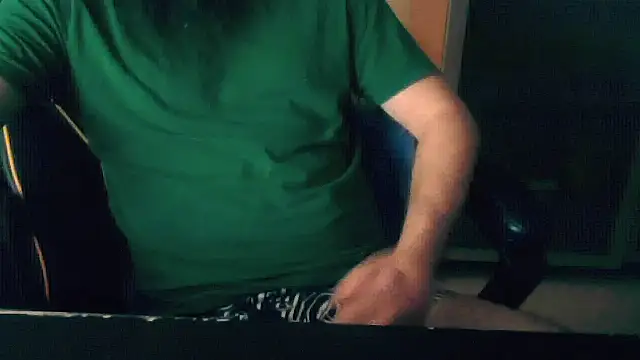 LondonMan1988 online show from 12-21-25, 08:54