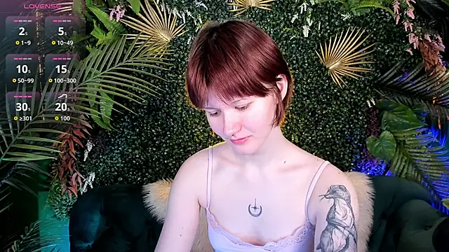 Snapshot of Aria_Vox chatting on 05-15-26, 03:35 Aria Vox online show from 05-15-26, 03:35