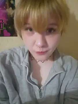 Snapshot of xrixsyx_and_ricky chatting on 07-13-26, 05:49 xrixsyx and ricky online show from 07-13-26, 05:49