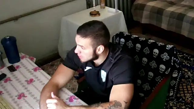 Snapshot of Jordan1Dior chatting on 09-15-25, 06:13 Jordan1Dior online show from 09-15-25, 06:13