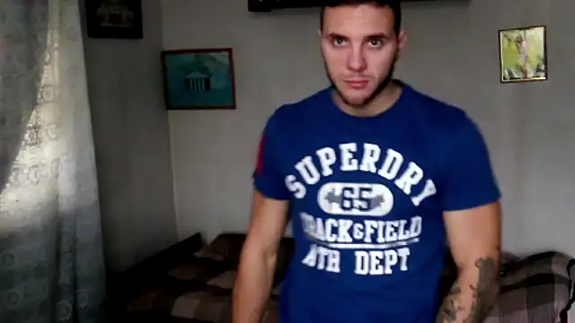 Snapshot of Jordan1Dior chatting on 10-23-25, 06:45 Jordan1Dior online show from 10-23-25, 06:45