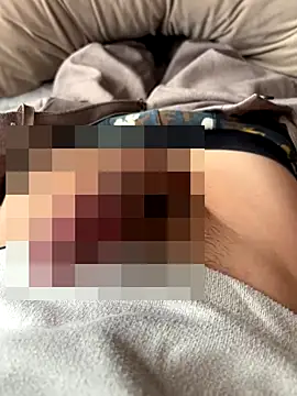 Snapshot of tom19899q chatting on 11-27-25, 05:53 tom19899q online show from 11-27-25, 05:53