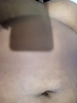 Snapshot of carlitabom chatting on 09-23-25, 06:33 carlitabom online show from 09-23-25, 06:33