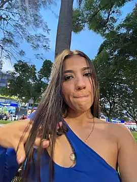 -juicy  online show from 04-11-26, 11:09