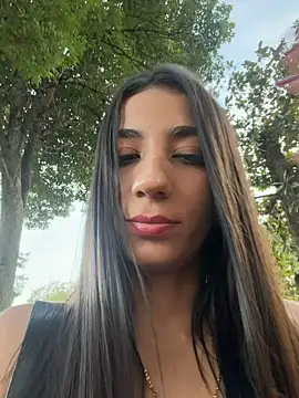 -juicy  online show from 06-12-26, 10:52