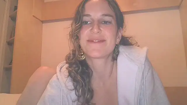 Snapshot of forbiddenbabygirl chatting on 11-27-25, 04:09 forbiddenbabygirl online show from 11-27-25, 04:09