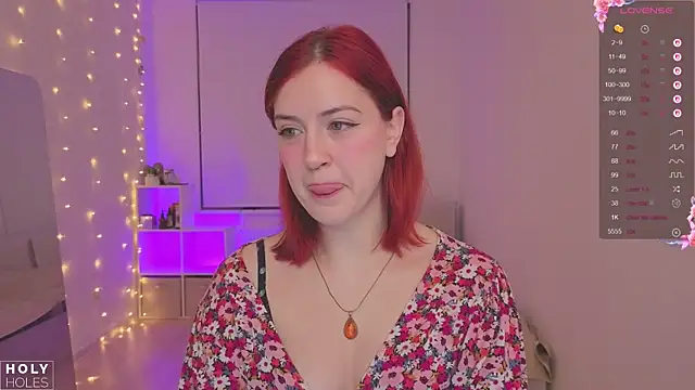 bananasgirl online show from 12-17-25, 06:30